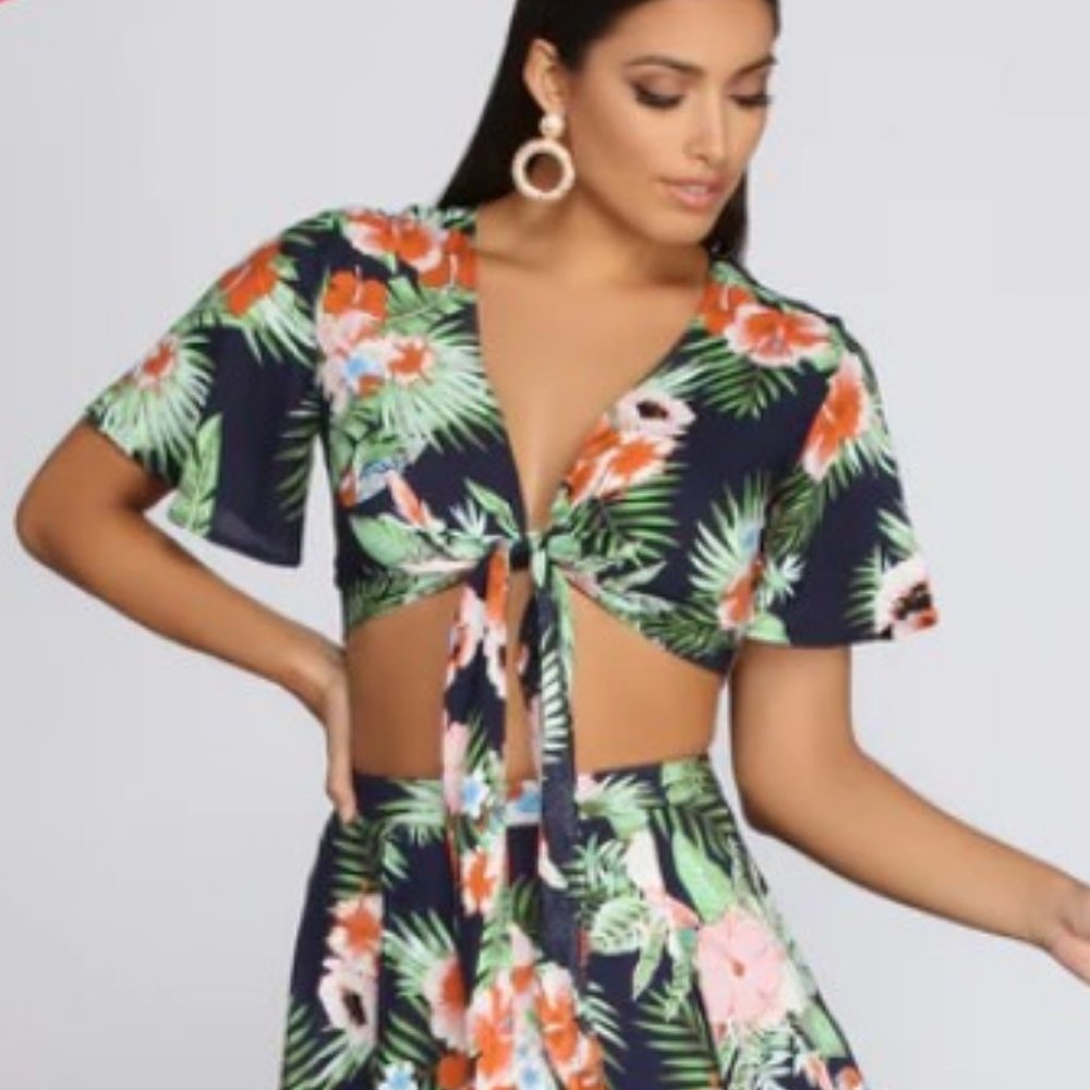 Akira Black Label Coastal Tripping Tie Front Crop Top